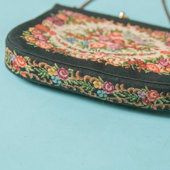 VINTAGE Petite Point Floral Tapestry Gold Trim Chain Mini Hand Bag - Picture 3 of 9